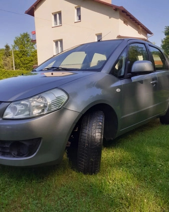 Suzuki SX4 cena 17900 przebieg: 232600, rok produkcji 2007 z Gorlice małe 22